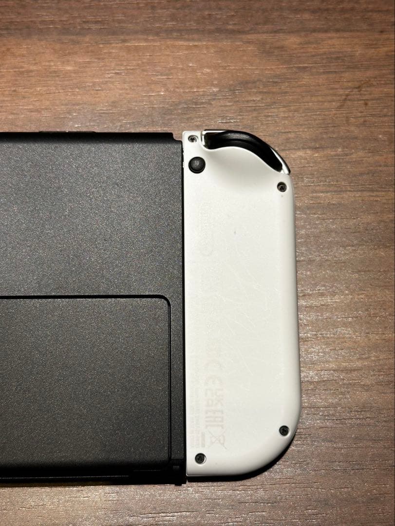 Nintendo switch ホワイト　本体　ケース付き