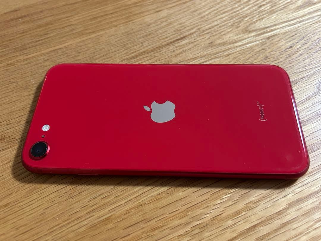 【ジャンク品】iPhone se 第2世代 64g レッド