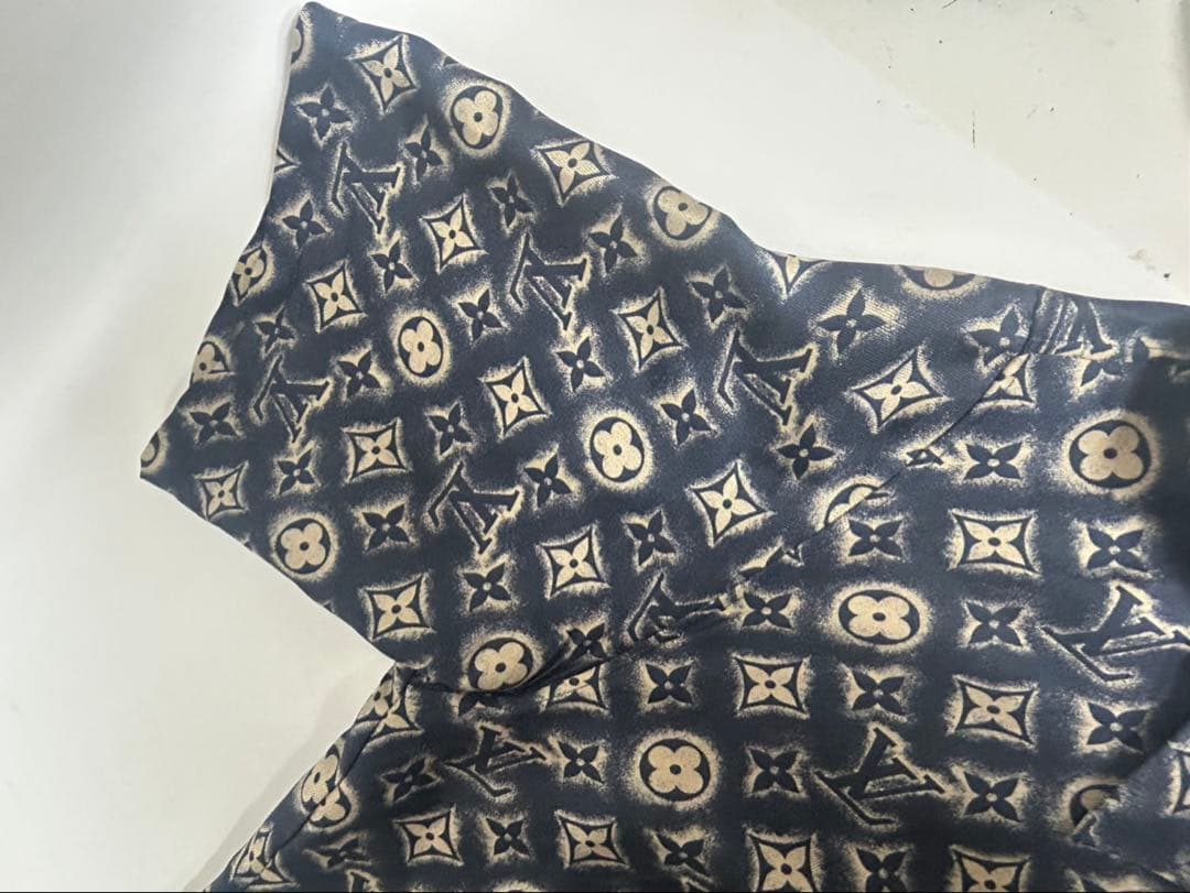 LOUIS VUITTON ルイヴィトン 23AW モノグラム　シルク　シャツ