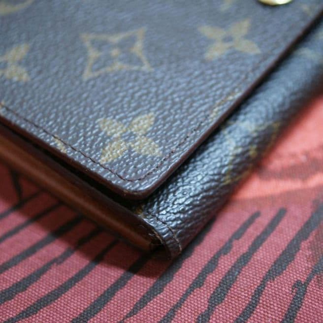 ルイヴィトン モノグラム ポルトモネビエトレゾール 二つ折り財布 ブラウン 茶