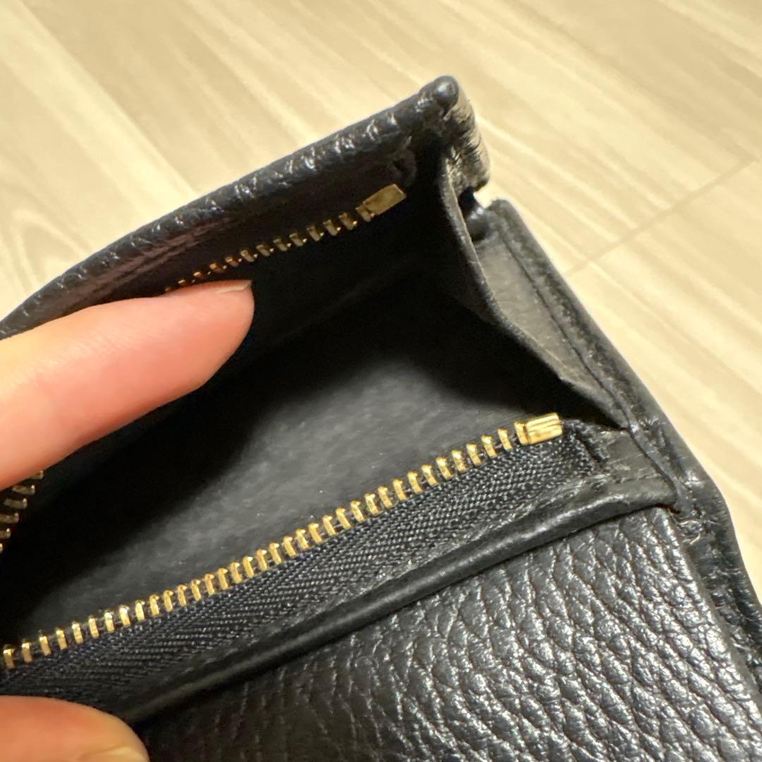 GUCCI 二つ折り財布　黒　値下げ中