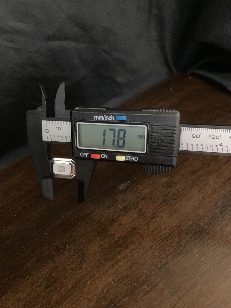 美品 ロエベ アマソナ アナグラム カフス シルバー 925