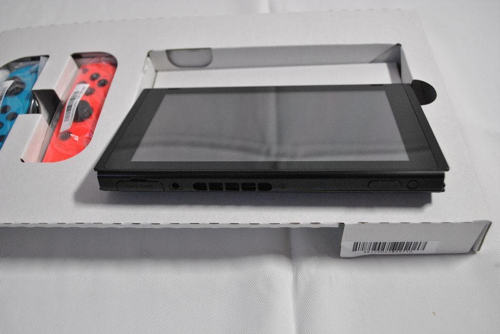Nintendo Switch 本体 青 赤 Joy-Con