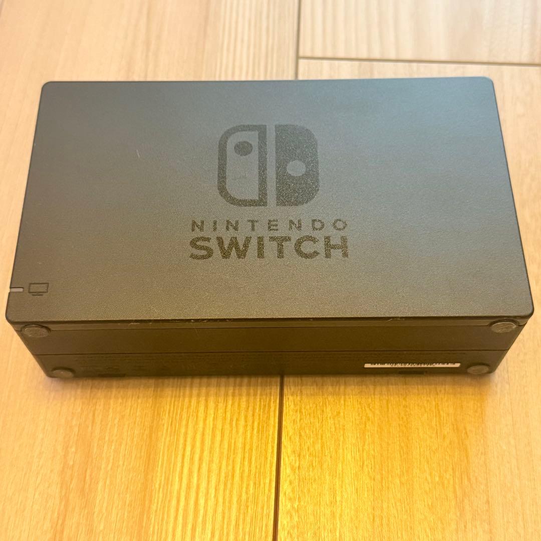 ✨限定モデル Nintendo Switch 本体 赤色 マリオデザイン