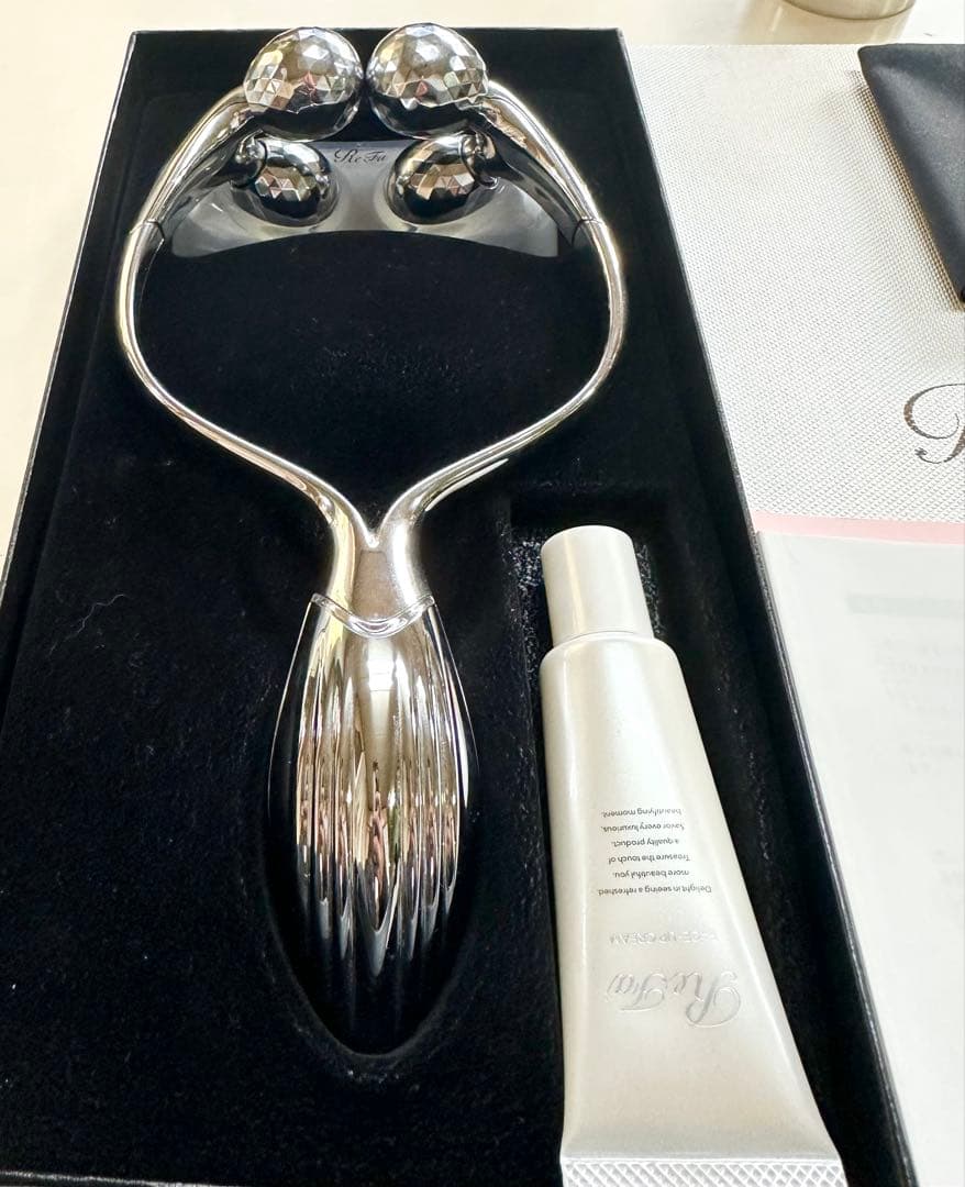 70%OFF！リファReFaダブルボール美顔ローラー✨美品　定価31,680円