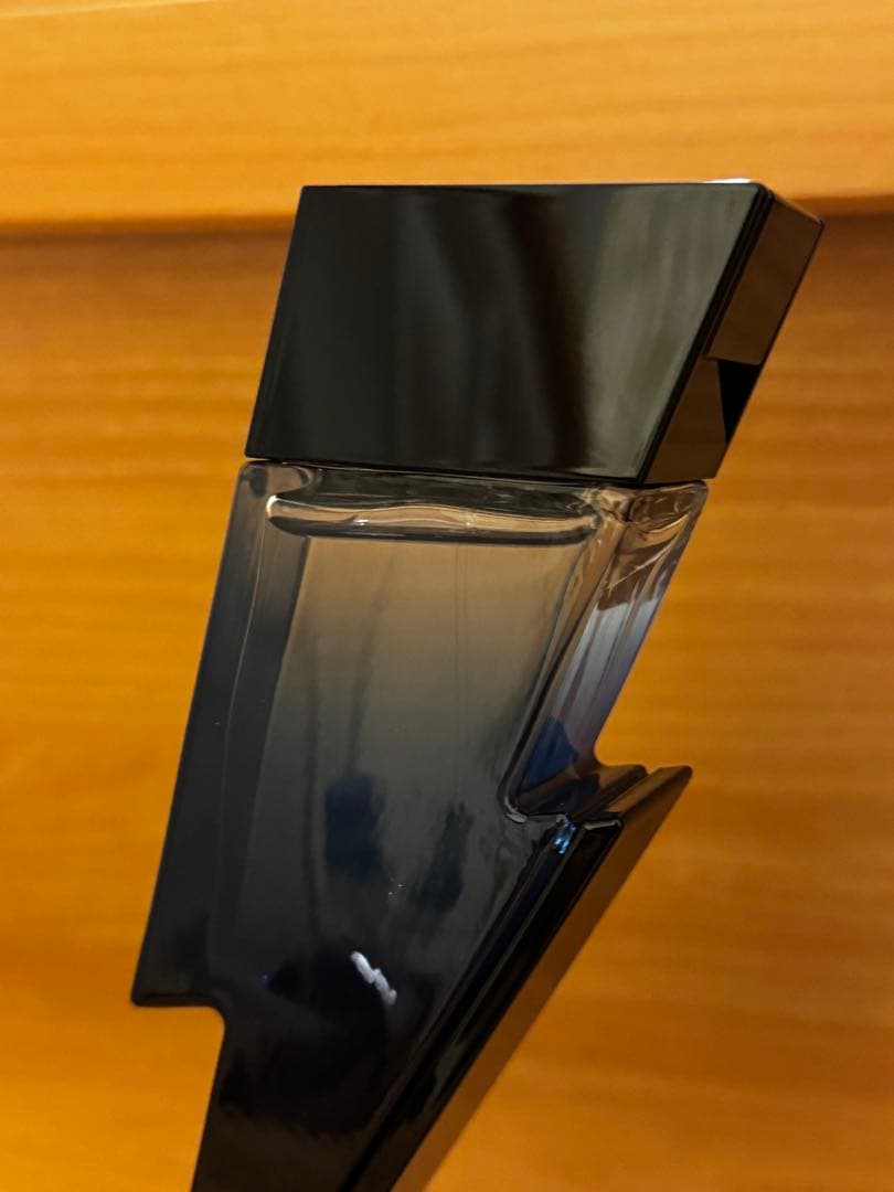 キャロライナヘレナ　BAD BOY Cobalt 50ml edt