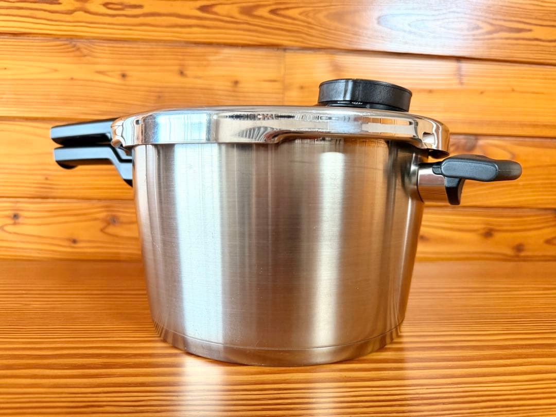 0*e様 フィスラー 圧力鍋 4.5L