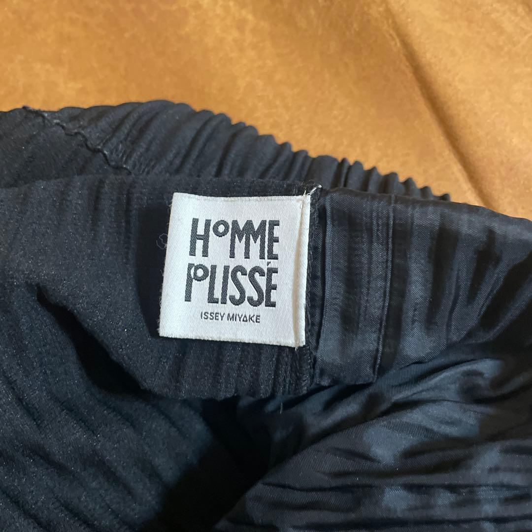 HOMME PLISSÉ ISSEY MIYAKE ブラック