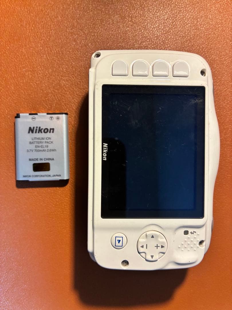 Nikon COOLPIX S33 ホワイト