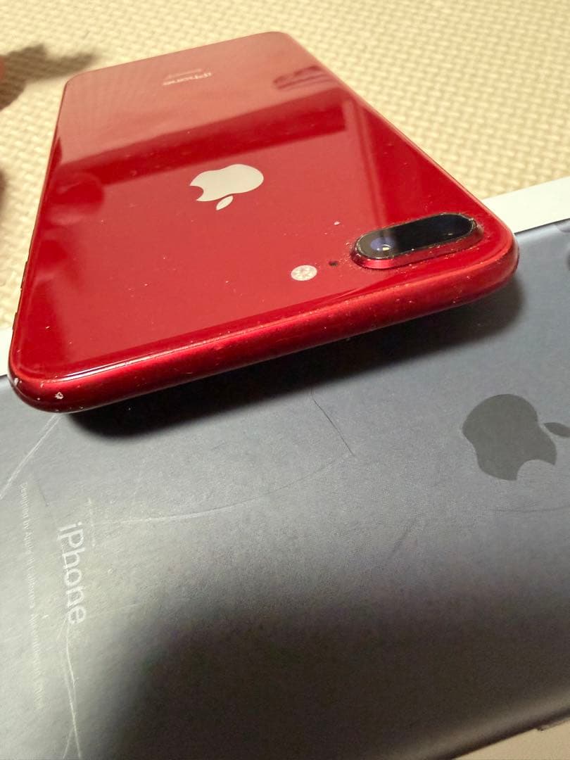 iPhone ８Plus 256GB レッド