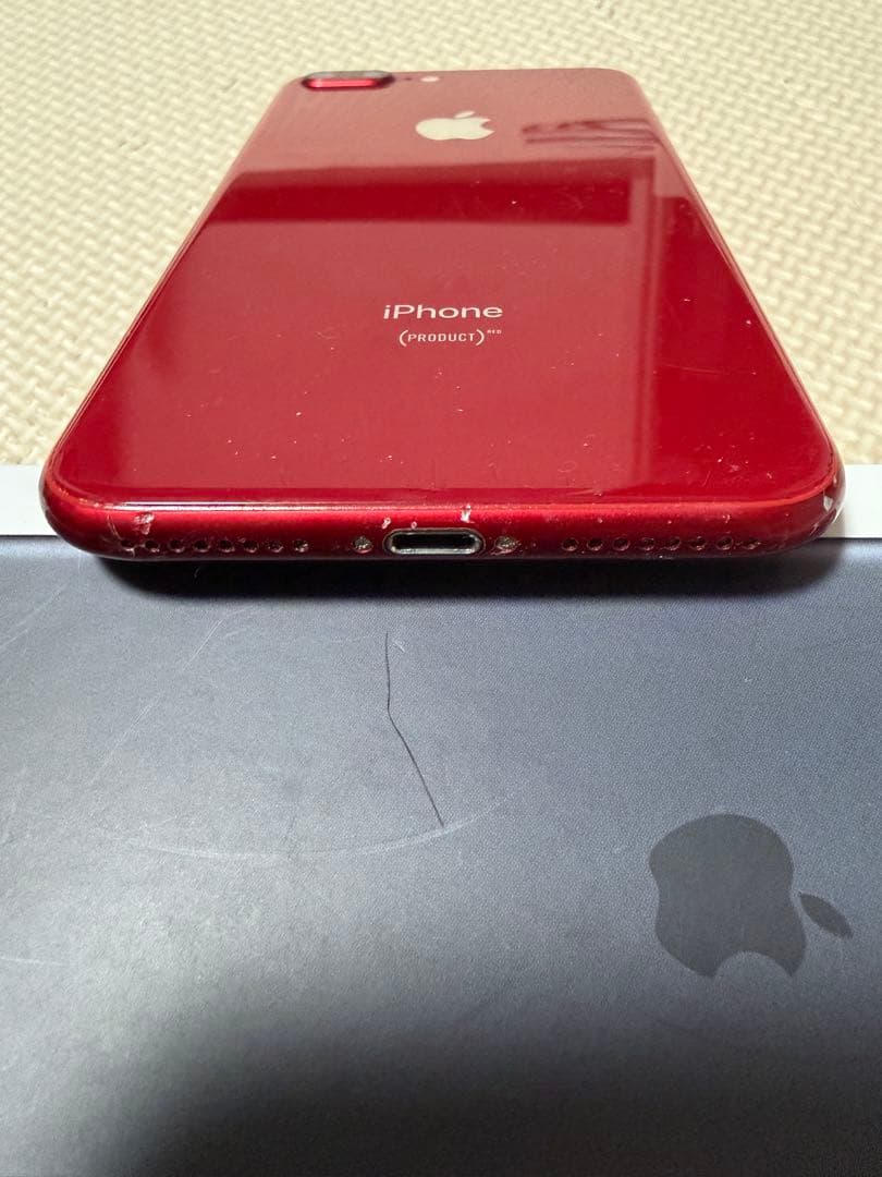 iPhone ８Plus 256GB レッド