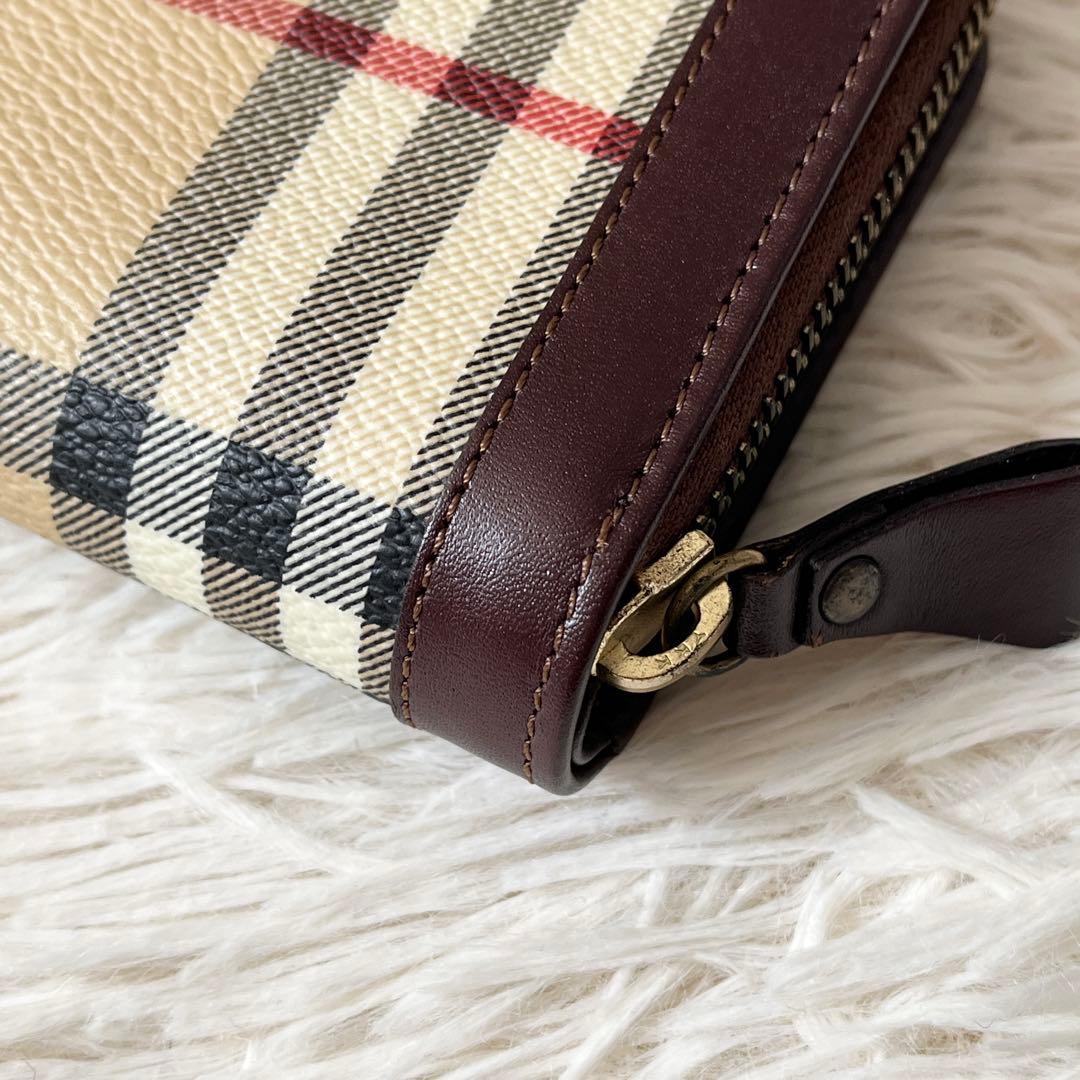 新品✨Burberry バーバリー　ノバチェック　二つ折り財布　ブラウン　レザー