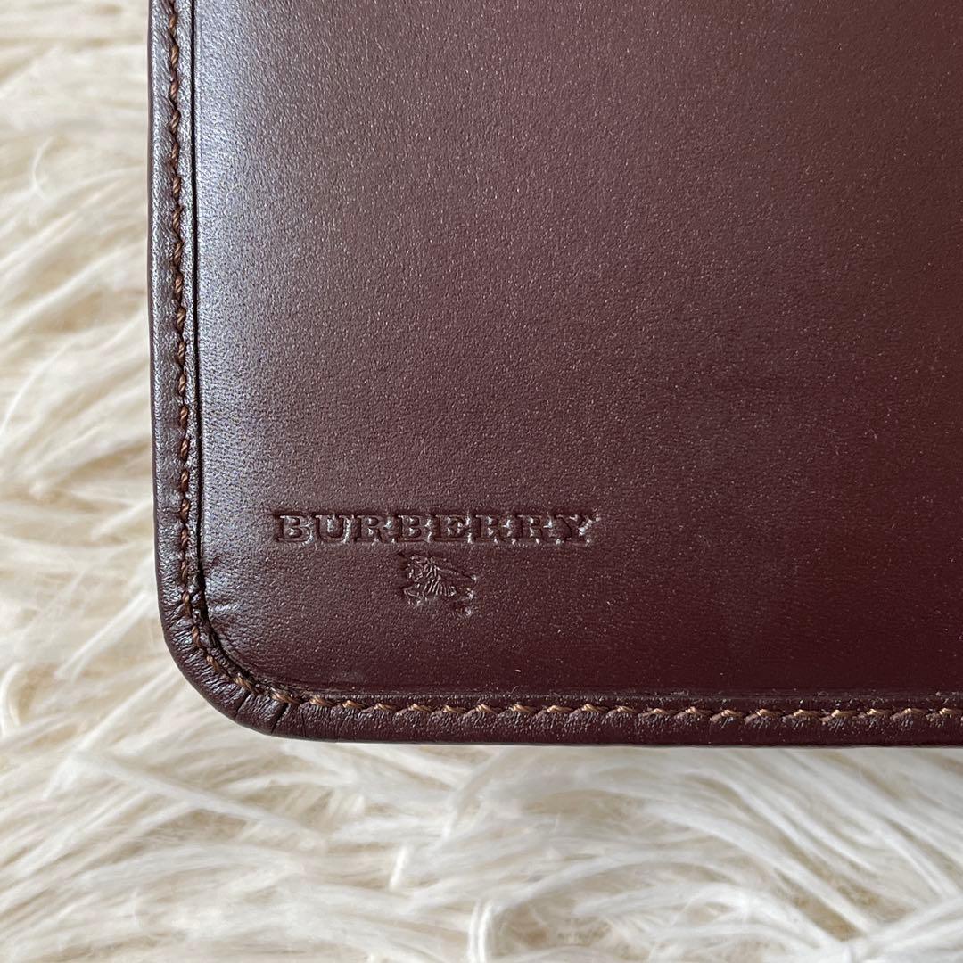 新品✨Burberry バーバリー　ノバチェック　二つ折り財布　ブラウン　レザー