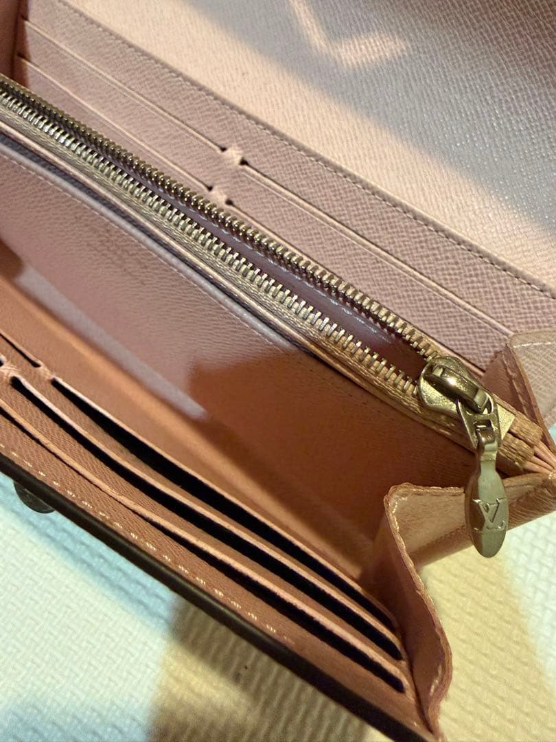 バ*ュ様 LOUIS VUITTON ツイスト 長財布ピンク × シルバー金具