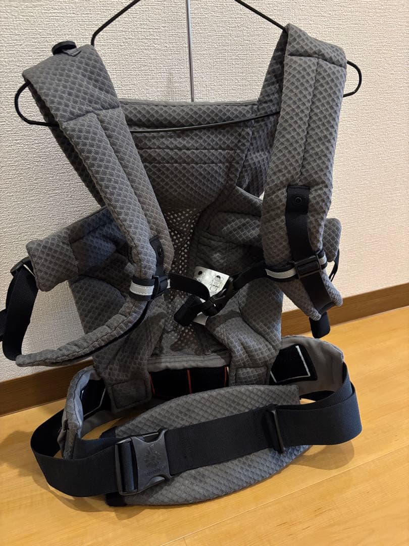 【美品】エルゴベビー　オムニ ブリーズ　グラファイトグレー
