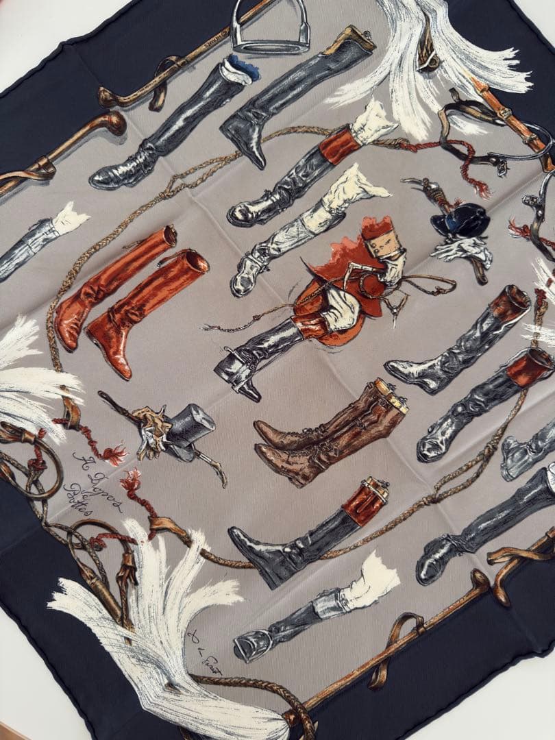 ⭐︎美品⭐︎ HERMES カレ45 馬具柄　エルメス　正規品