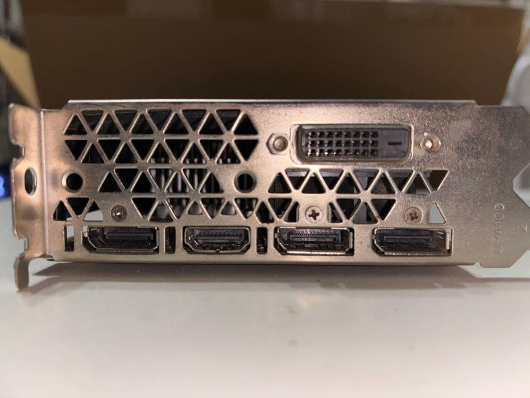M*d様 GTX 1070 グラフィックボード