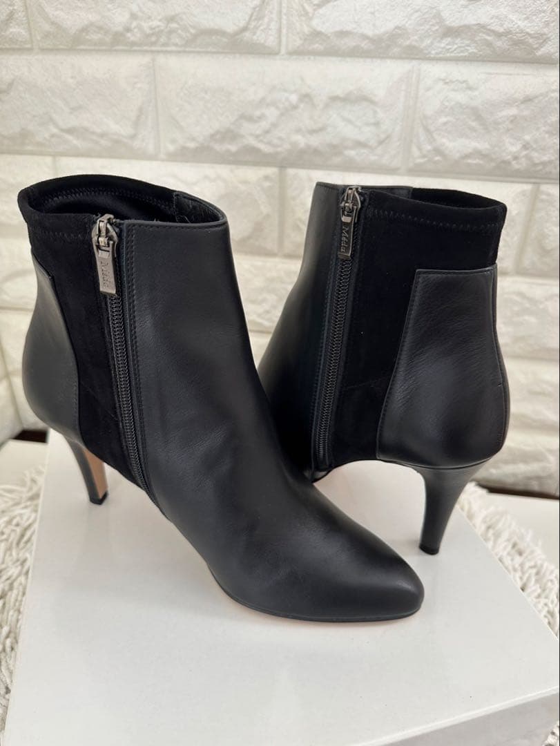 《新品》MODE ETJACOMO MÉDAブラックレザーショートブーツ24cm