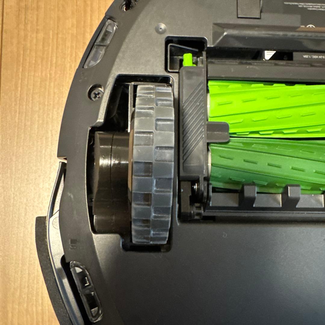 中古　アイロボット　Roomba j7