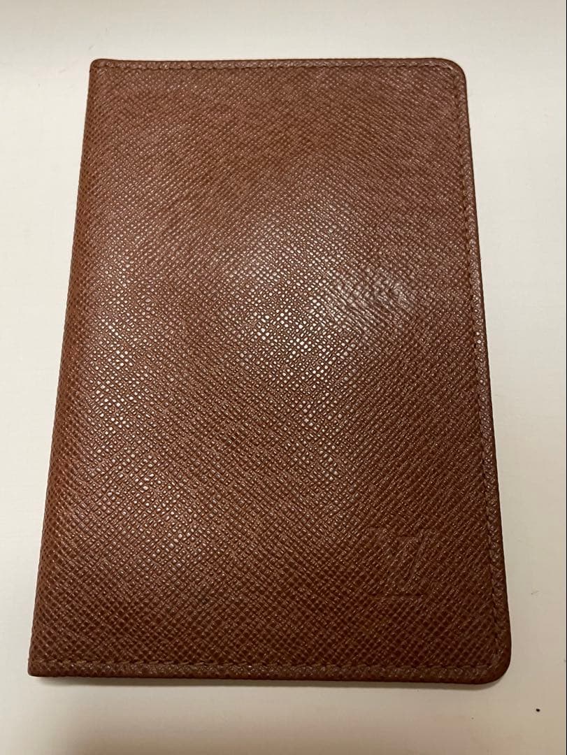 LOUIS VUITTON ルイヴィトン　モノグラム二つ折り　財布