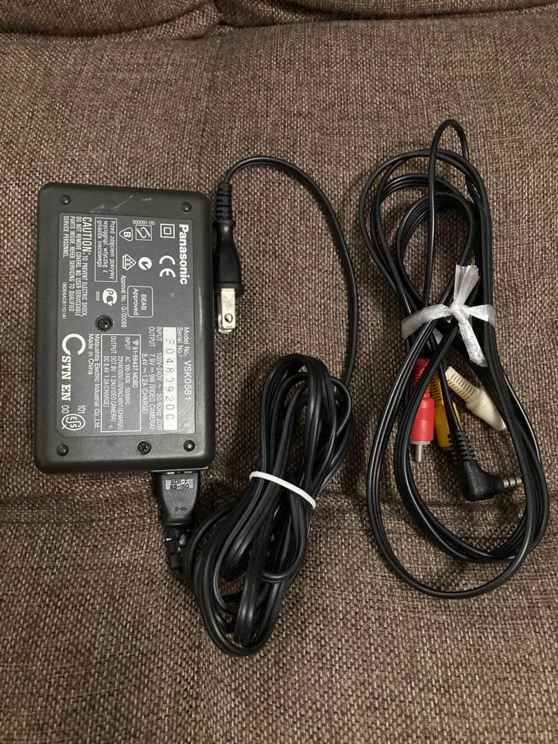 Panasonic NV-DB1 ビデオカメラ ミニDV