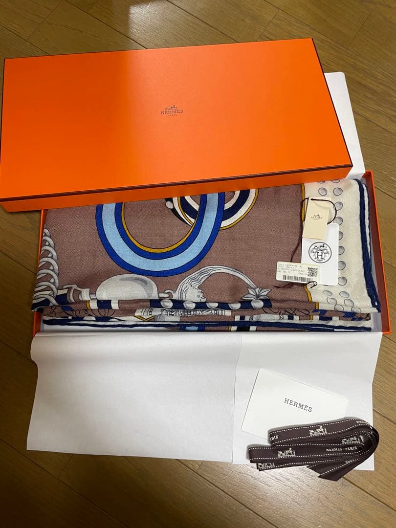 HERMES＊カシシル グラン・トゥラララ＊カレジェアン　カレ140