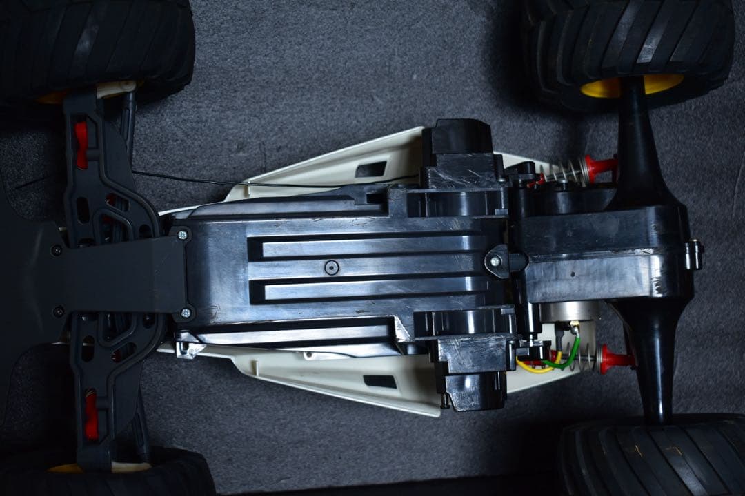 1/10 タミヤ マッドブル 4WD メカ付き ESC アンプ レーシングバギー