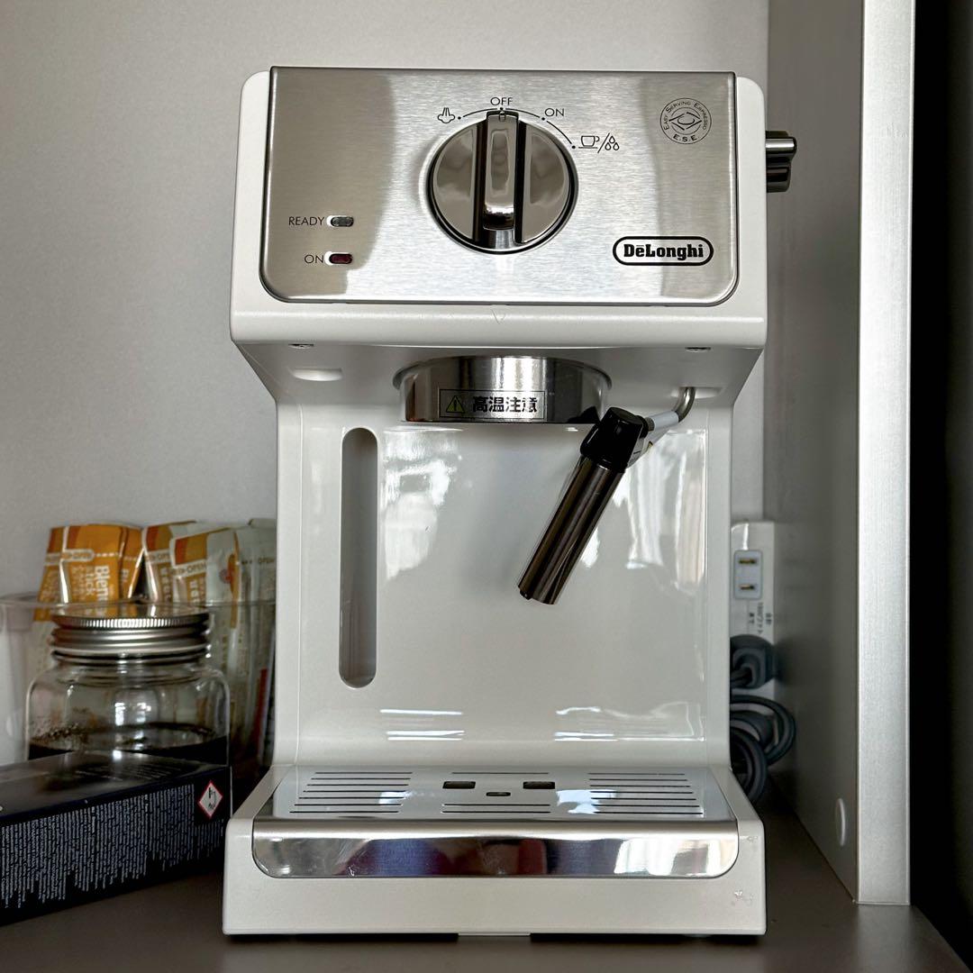 DeLonghi エスプレッソメーカー ECP3220J-W