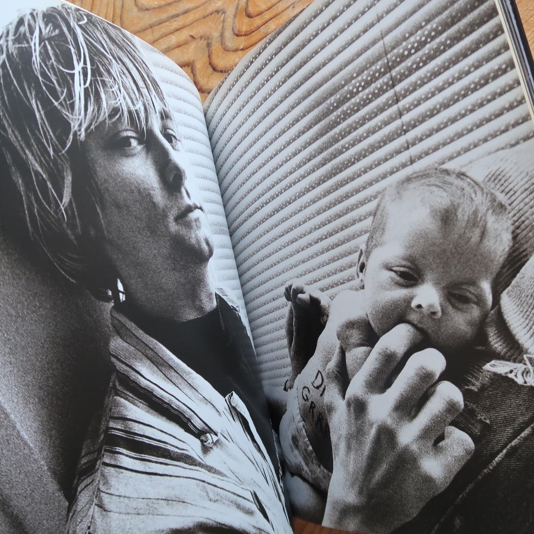 セール！　洋書　Nirvana　ニルヴァーナ　カート・コバーン　写真集