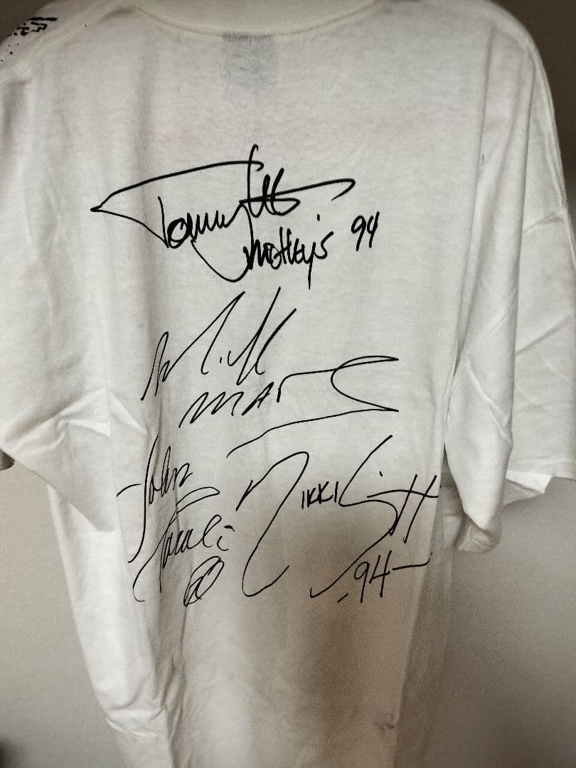【Motley Crue】本人筆跡サインプリント！バンドTシャツ XLサイズ