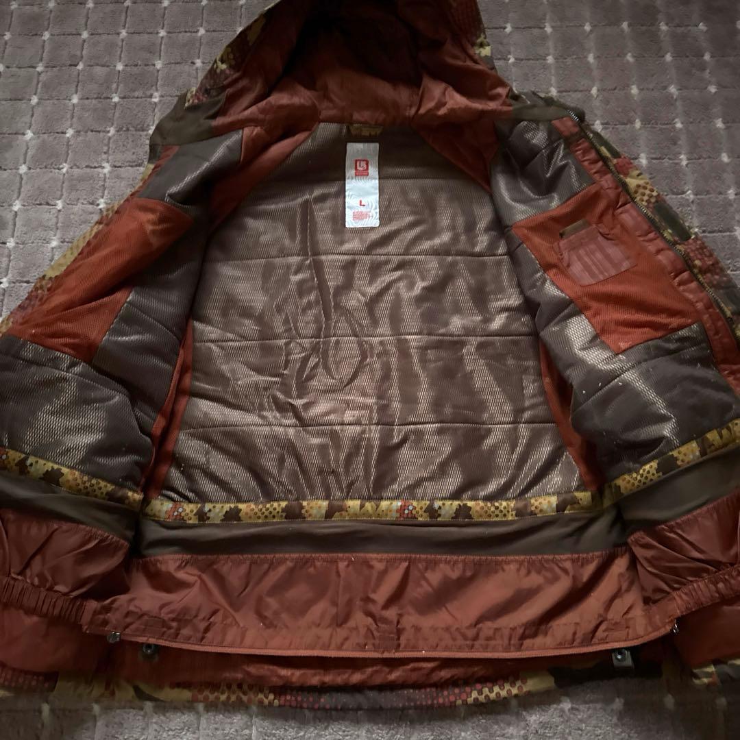 burton バートン　スノーボード　ウエア　スノボー　カモフラ柄