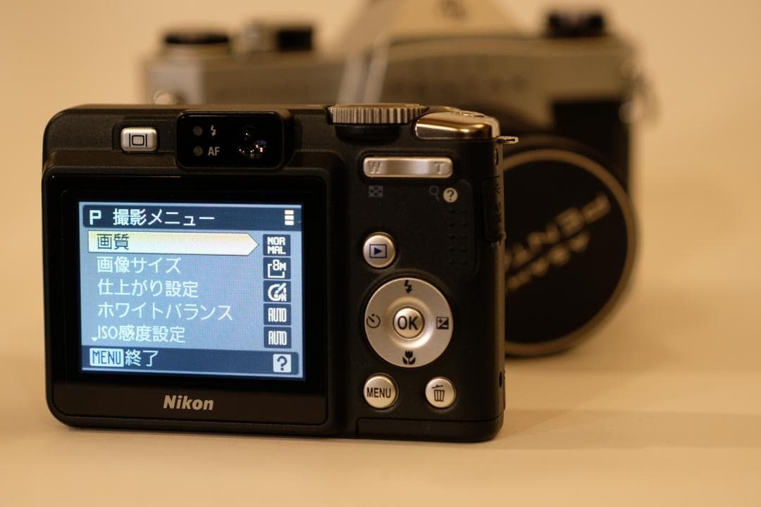 【訳あり美品】Nikon COOLPIX P50完動品