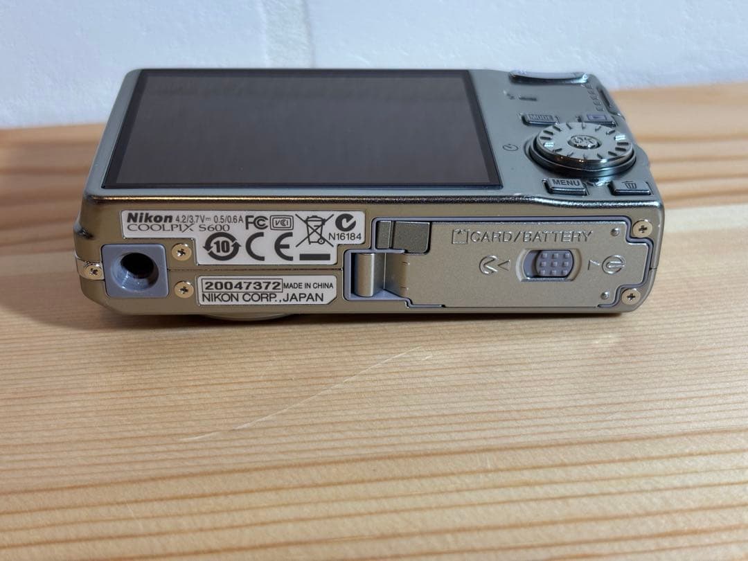 動作確認済 Nikon coolpix S600 コンデジ
