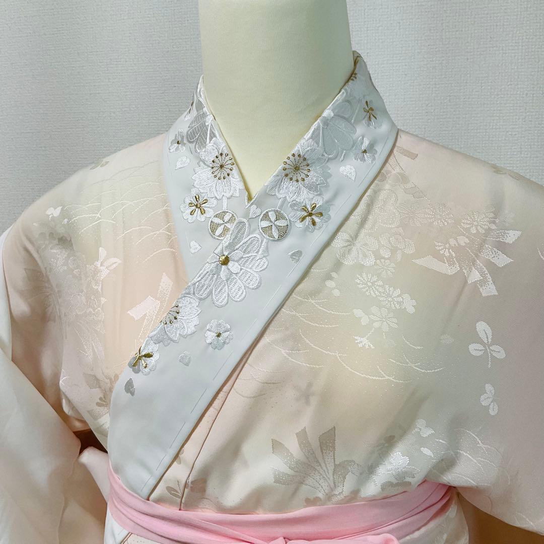 振袖6点フルセット　白系　牡丹　桜　古典柄　刺繍　紫野美術工芸　正絹
