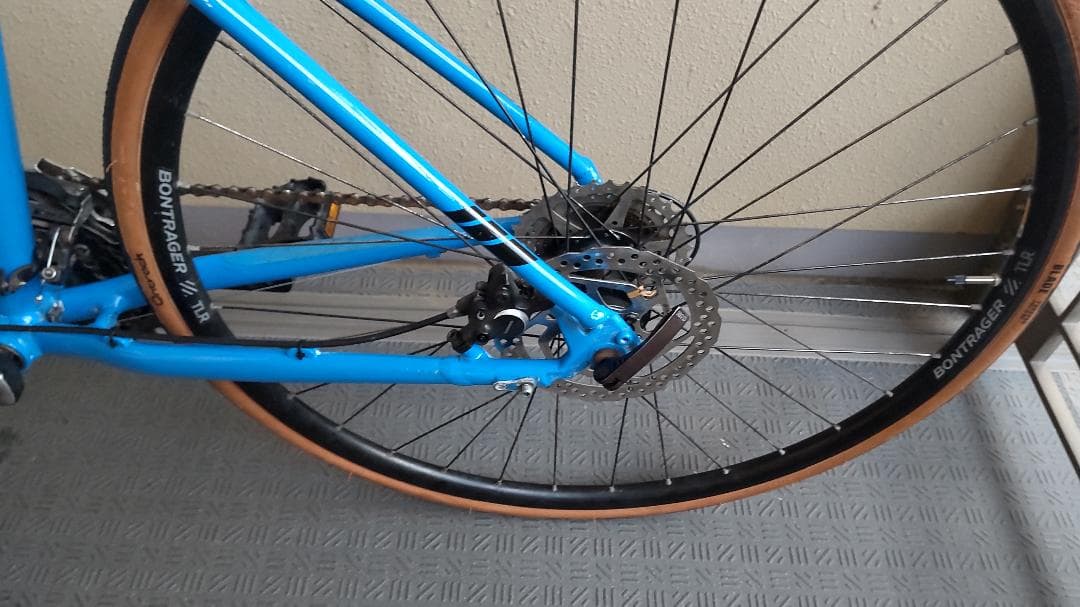 ゆーた 最終価格 TREK DUAL SPORT3 Disc