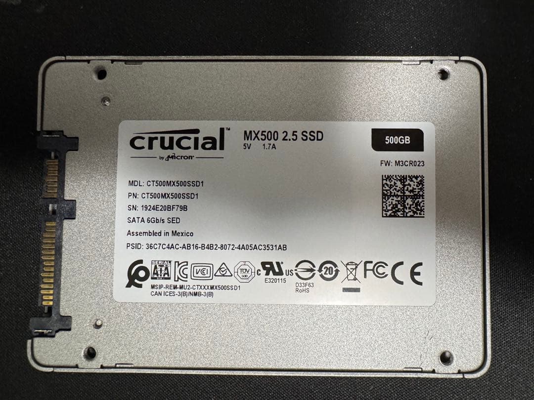 crucial MX500 500GB 2.5インチSSD ①