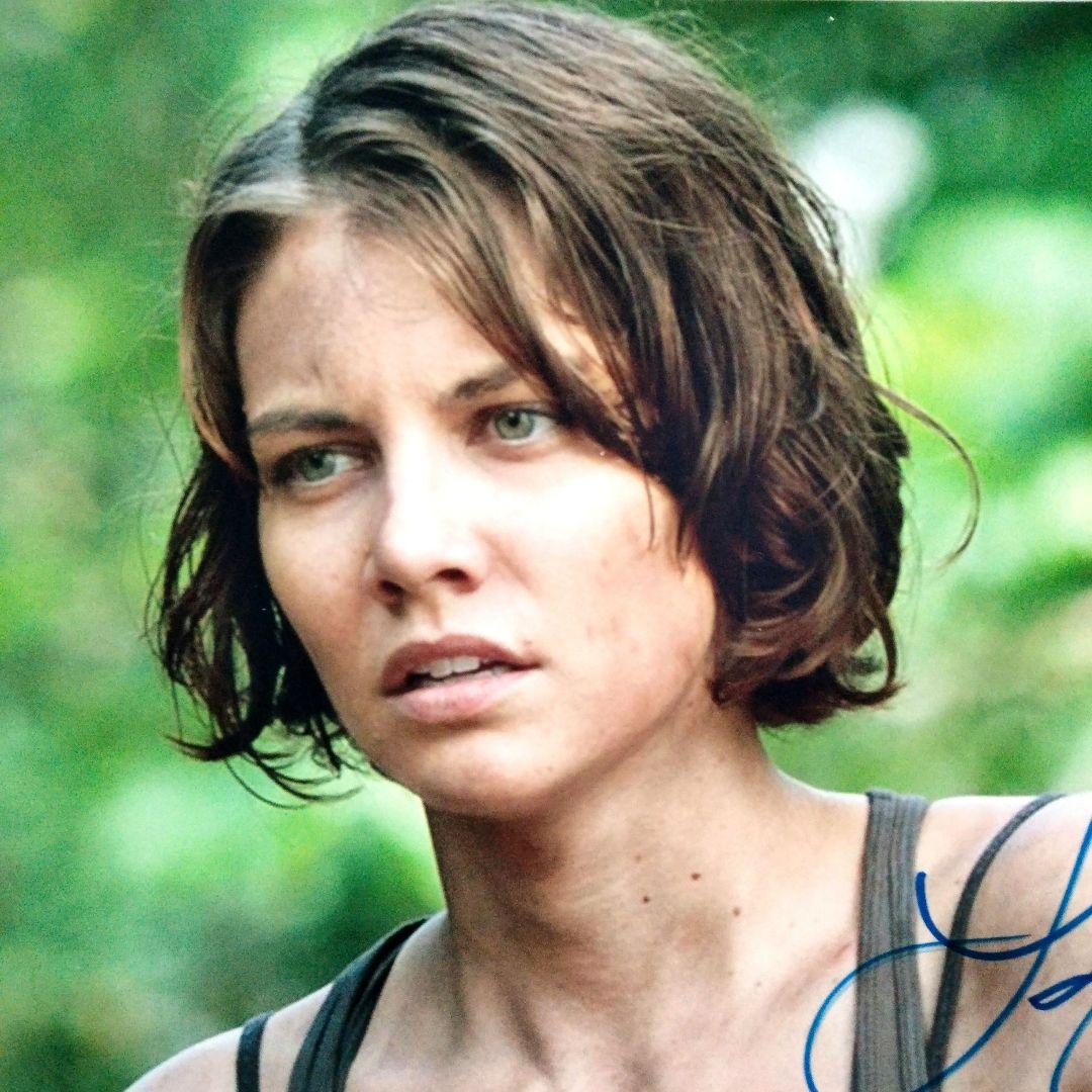 セール中…ローレン・コーハン直筆サイン入り超大型写真‥Lauren Cohan