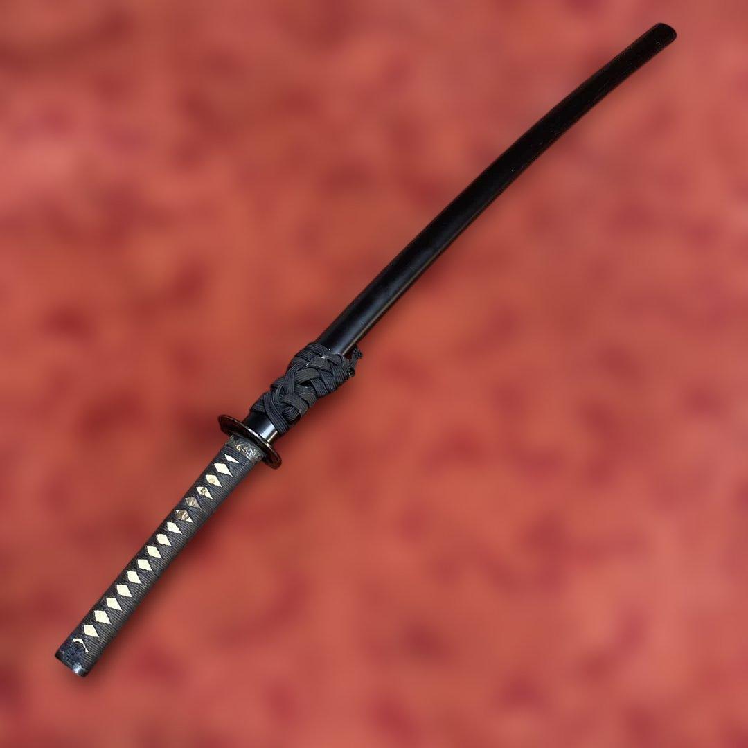 高級居合刀 黒柄 蓮根輪切透し丸鍔 黒呂鞘