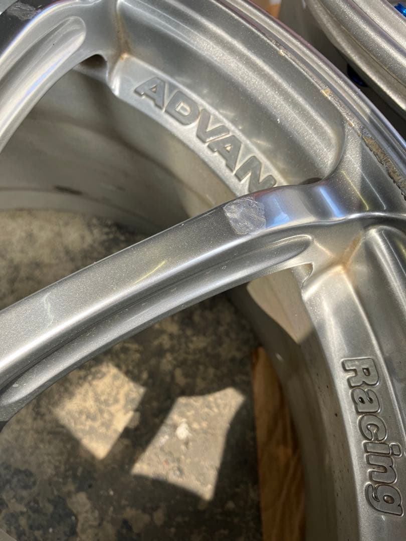 アドバン Racing 18インチ