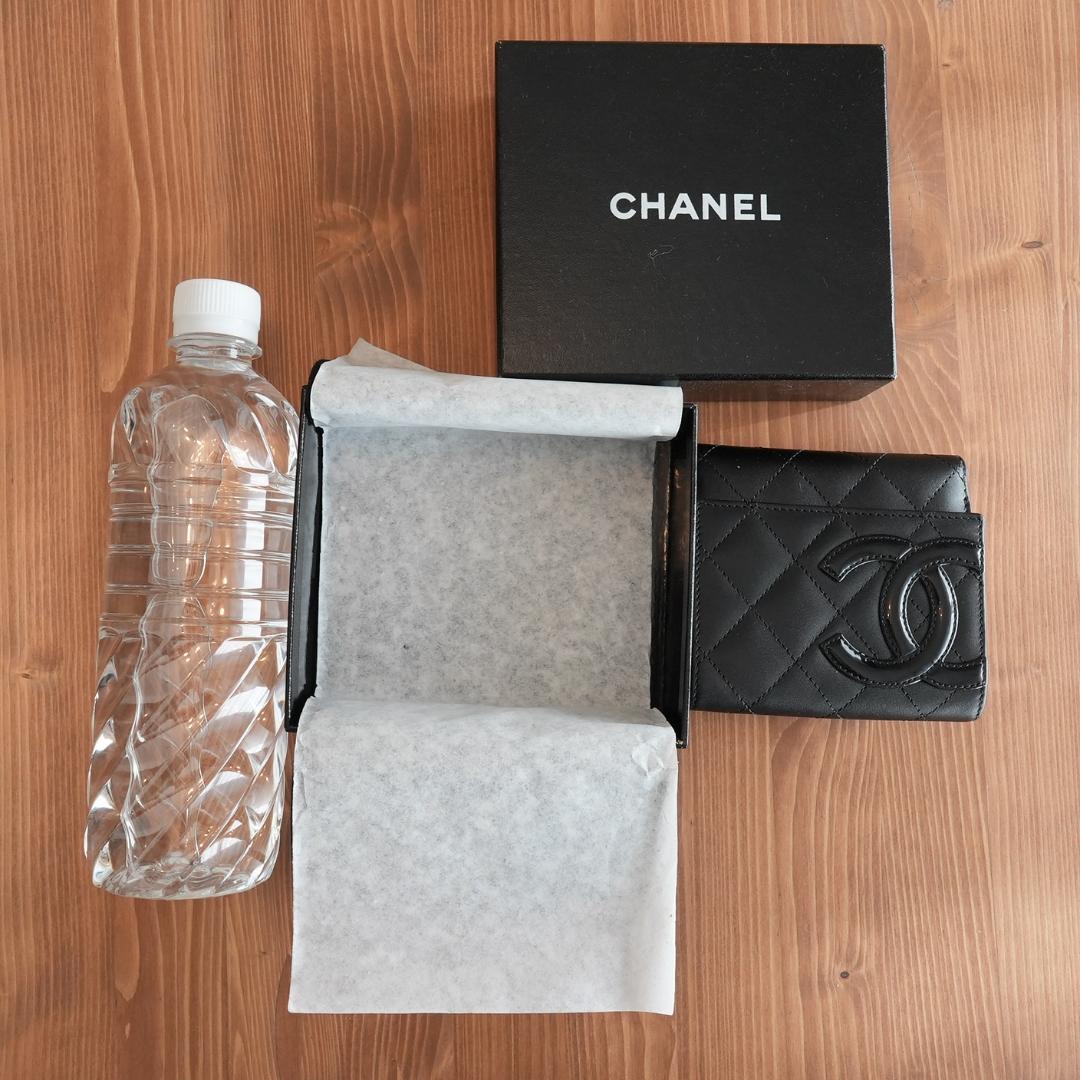 キ*ィ様 CHANEL ブラック 二つ折り財布