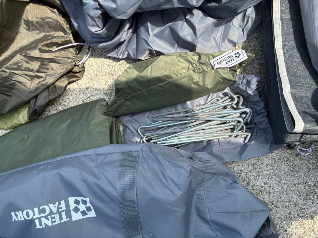 TENT FACTORY フォーシーズントンネル2ルームテントL