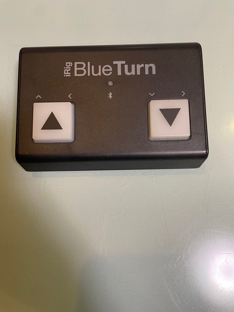 フットペダル iRig BlueTurn 譜めくり