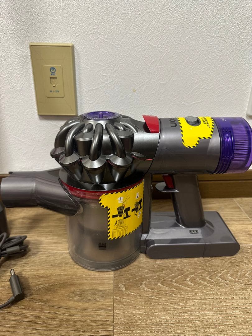 dyson v8 slim fluffy コードレス掃除機