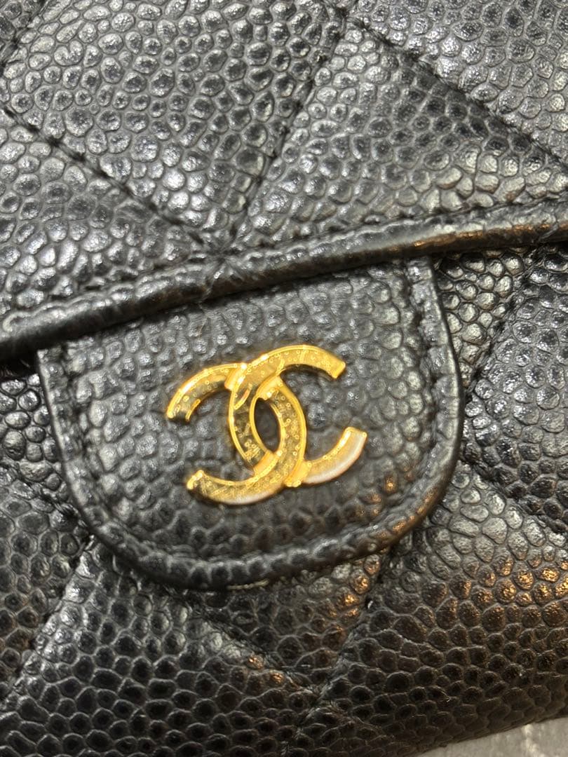 CHANEL マトラッセ　キャビアスキン　財布