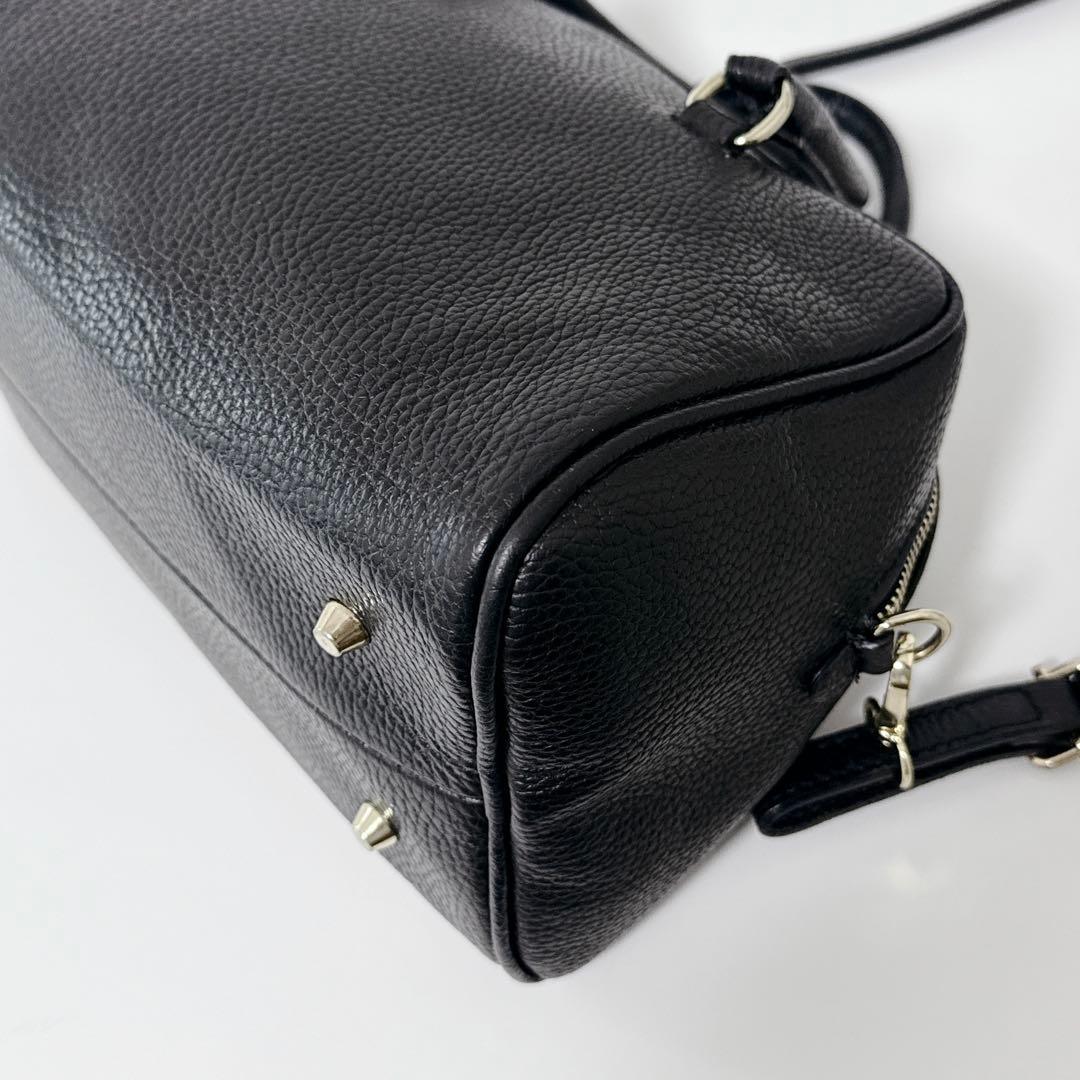 【人気商品】AULENTTI ボストンバッグ　ショルダー　ブラック　レザー