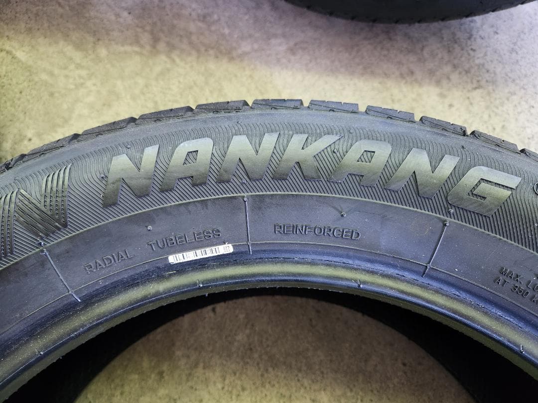 送料込☆2021年製 NANKANGナンカン タイヤ 235/55R18 ☆4本
