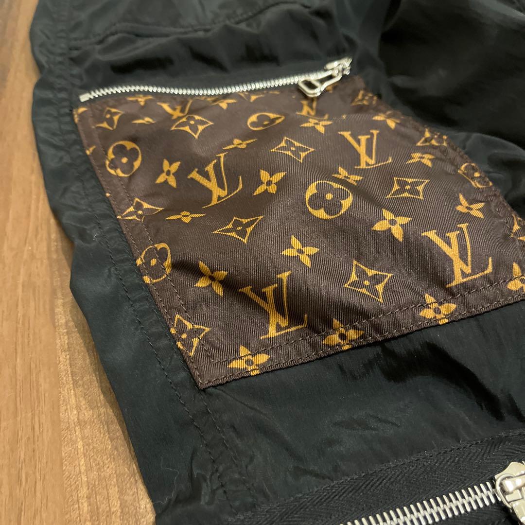 Louis Vuitton ナイロンパンツ