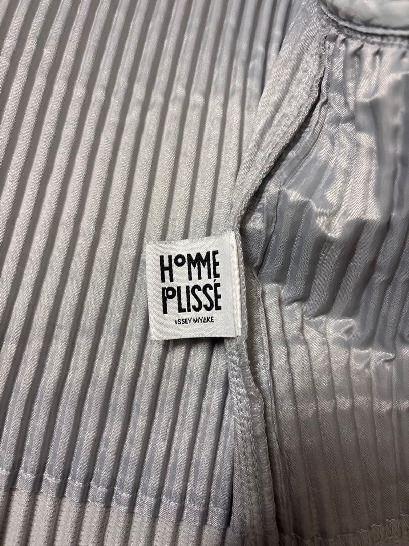 HOMME PLISSE ライトグレー セットアップ