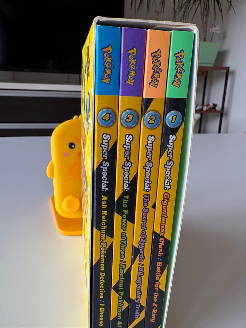 Pokemon English Chapter Book (4冊) セット