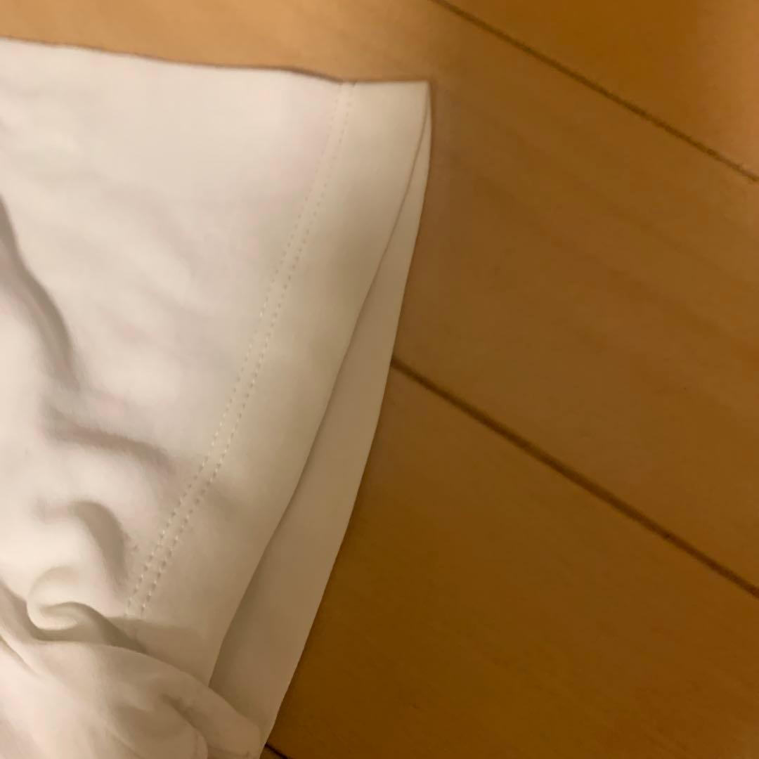 PRADA ホワイト Tシャツ　ロゴ　赤プレート　Sサイズ
